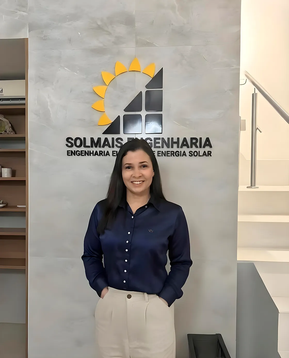 Engenheira Aline Maria de Jesus Rodrigues na sede da Solmais