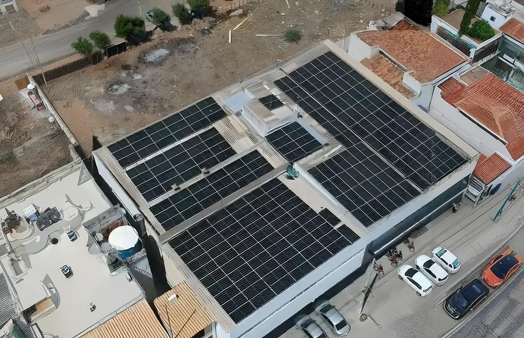 Instalação de energia solar industrial, Solmais Engenharia, Salvador e região